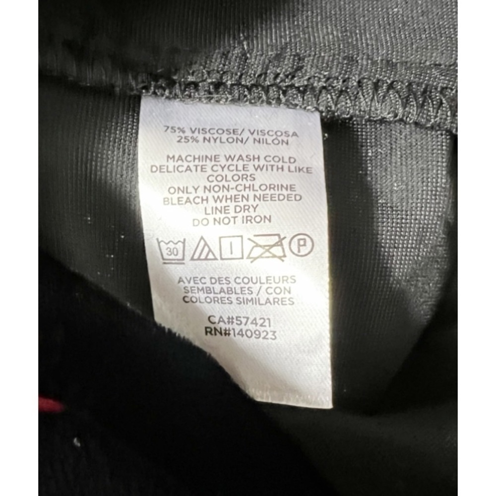 Ann Taylor Loft Velvet Floral Puff Sleeve V-Neck Blouse Black Red Size Medium - Picture 9 of 11